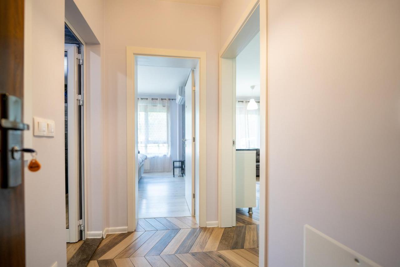 Sunny Apartment In Studentski Grad, Behind Unss ソフィア エクステリア 写真