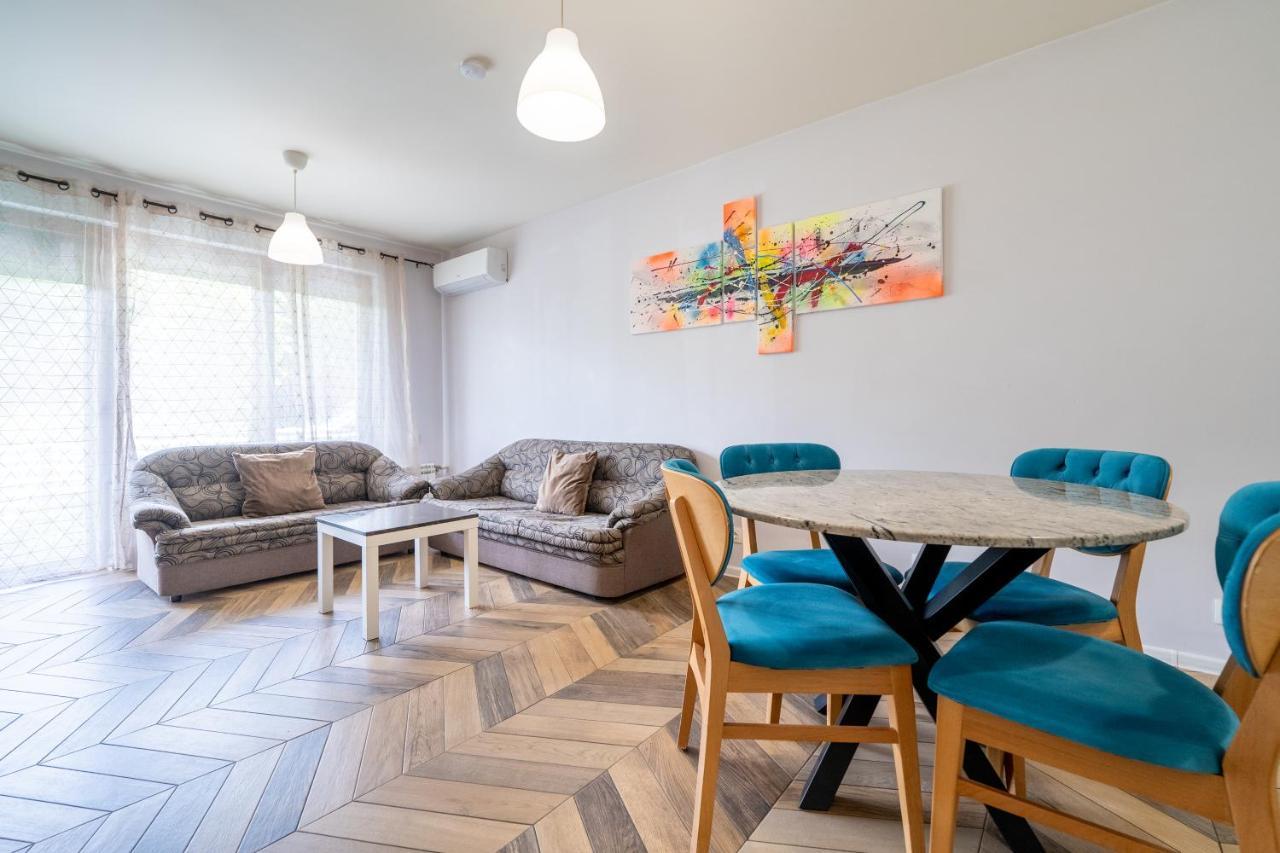 Sunny Apartment In Studentski Grad, Behind Unss ソフィア エクステリア 写真